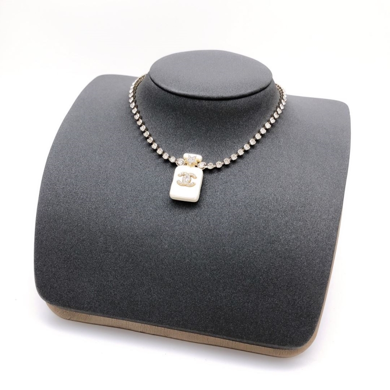 Ch**el necklaces